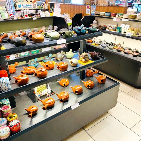 急須】珍しい急須も品揃え。種類豊富です。ぜひご覧ください🍵🌱｜銘茶